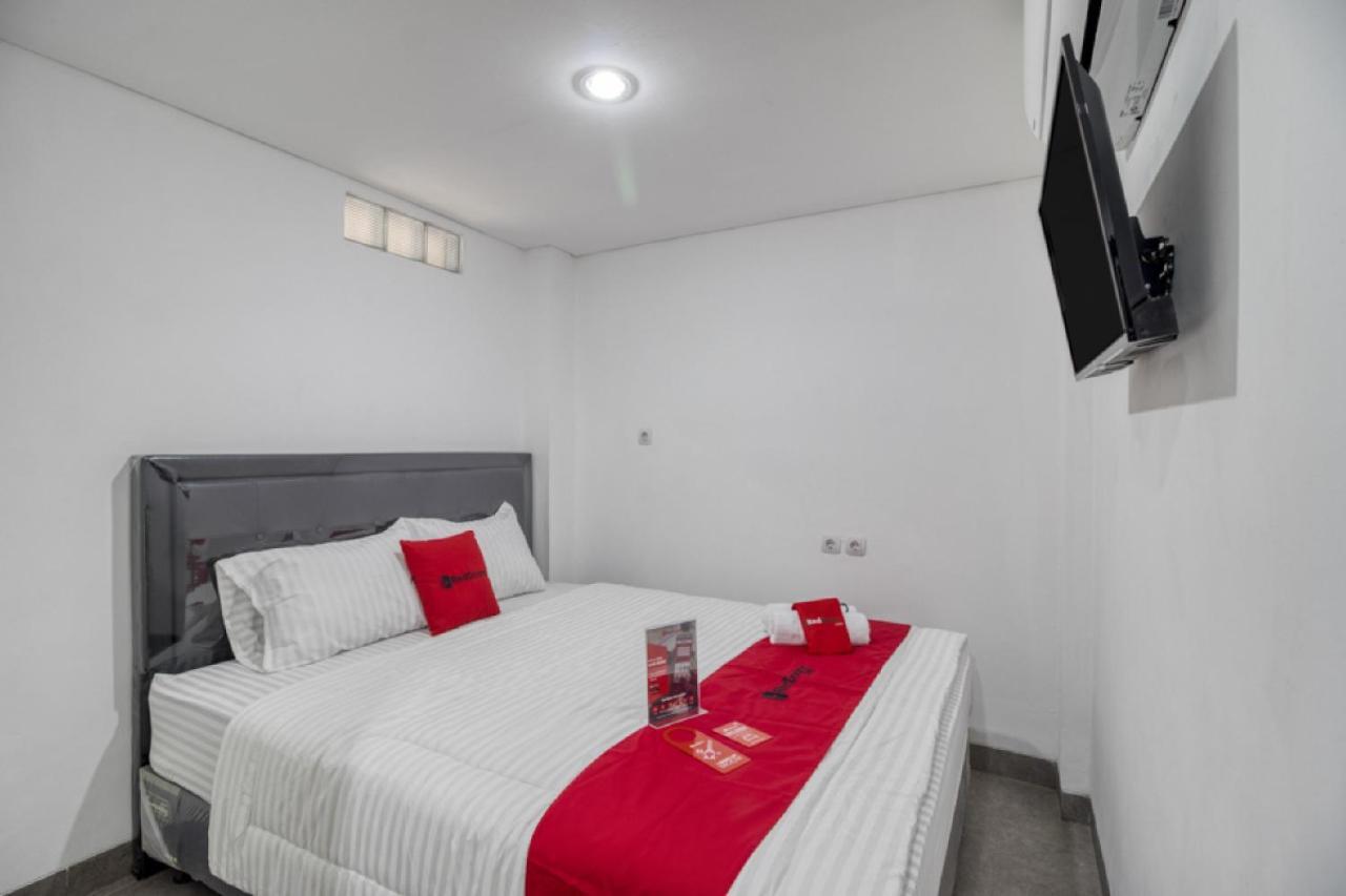 Reddoorz Syariah Near Galeria Mall Jogjakarta Buitenkant foto