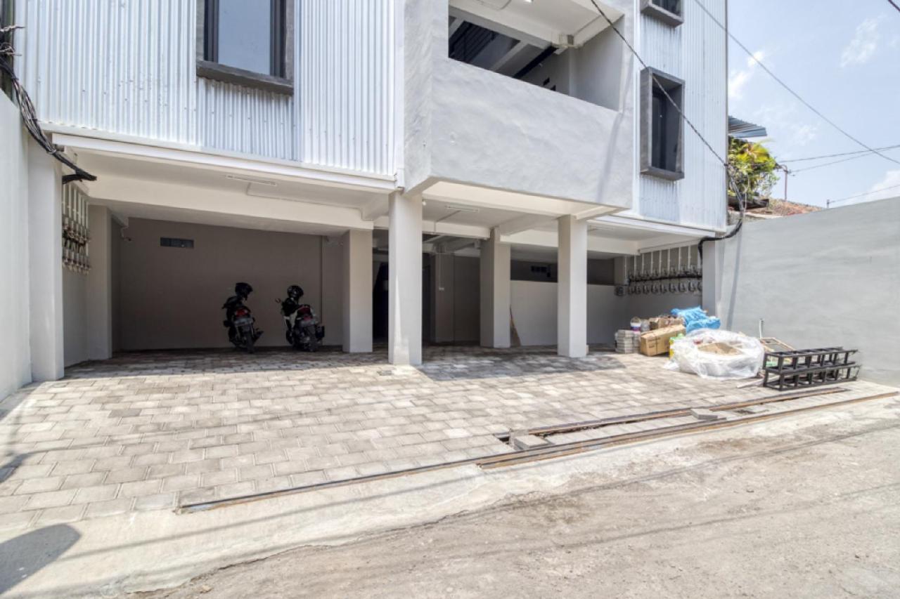 Reddoorz Syariah Near Galeria Mall Jogjakarta Buitenkant foto